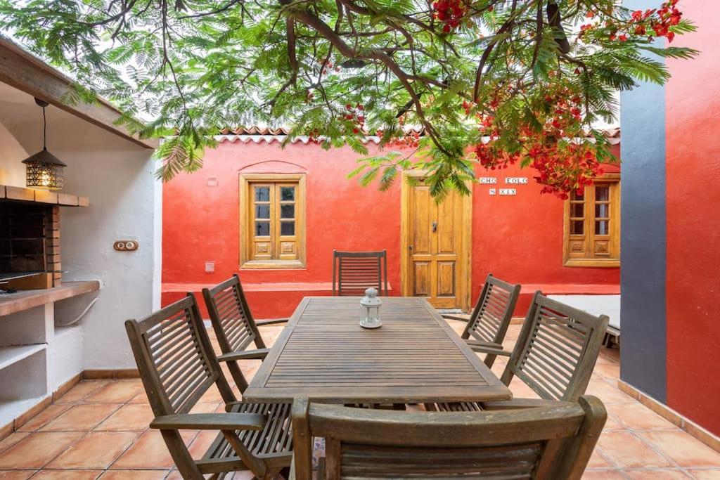 Rural House With Traditional Architecture S. XIX 圣克鲁斯-德特内里费 外观 照片